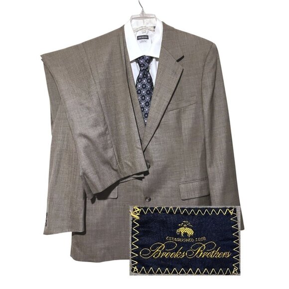 Brooks Brothers Wool Suit Jacket 43L Pants 40 x 29 Suspender Buttons Sharkskin